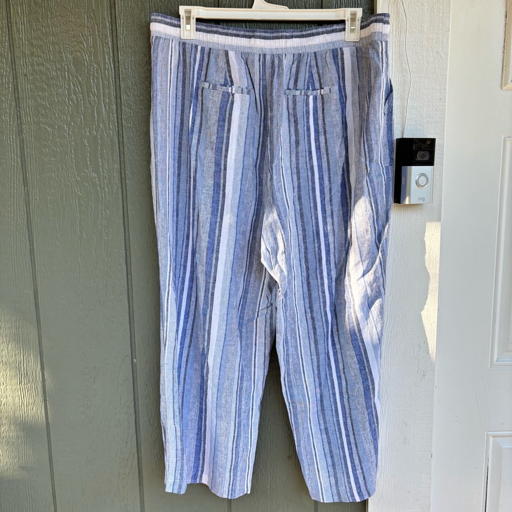 Cato Women’s Plus 22/24W Striped Linen Blend Cropped Pants - Picture 4 of 8